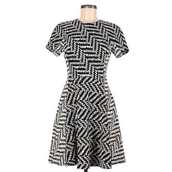 Lela Rose Zig Zag Print Fit and Flare Short Sleeve Dress 14 NWOT - Picture 2 of 12